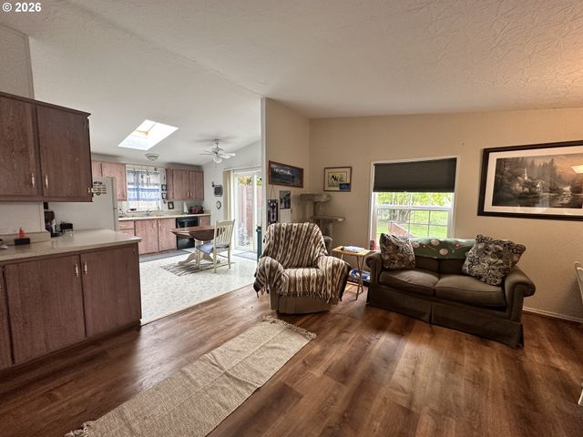 1805 Ne 94TH St 21, Vancouver, WA 98665