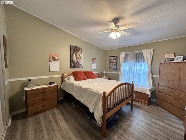 1805 Ne 94TH St 21, Vancouver, WA 98665