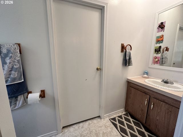 1805 Ne 94TH St 21, Vancouver, WA 98665