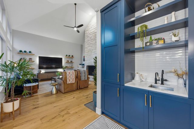 13415 Copper Hills DR, Manchaca, TX 78652