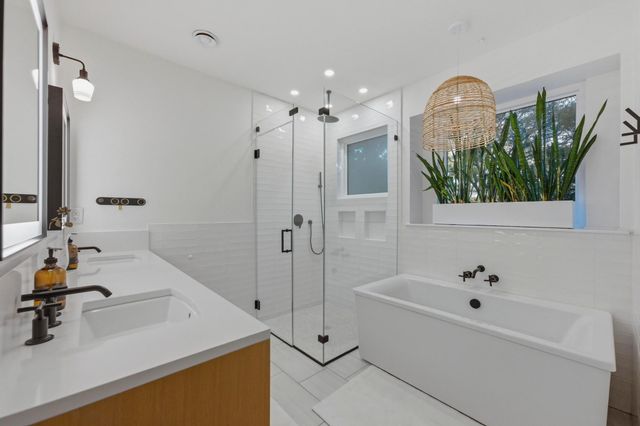 13415 Copper Hills DR, Manchaca, TX 78652