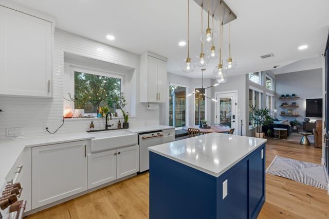 13415 Copper Hills DR, Manchaca, TX 78652