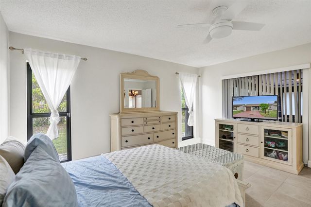 2273 SW 15th Place, Deerfield Beach, FL 33442