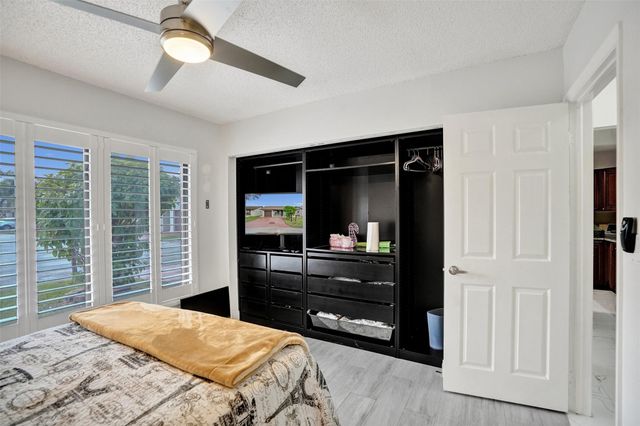 2273 SW 15th Place, Deerfield Beach, FL 33442