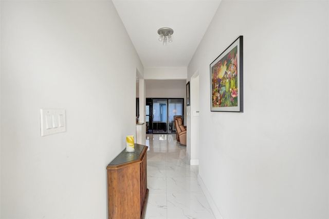 2273 SW 15th Place, Deerfield Beach, FL 33442