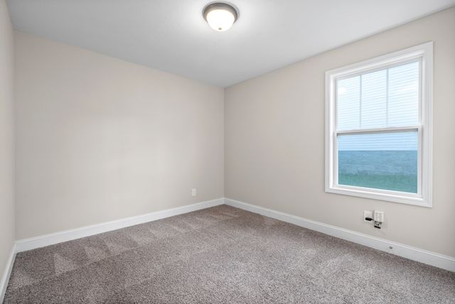 1163 Eagles Nest Ln, Clarksville, TN 37040