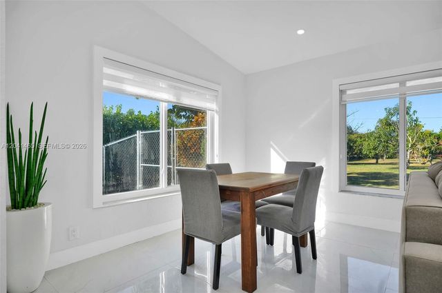 13201 SW 197th Avenue, Miami, FL 33196