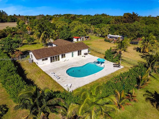 13201 SW 197th Avenue, Miami, FL 33196