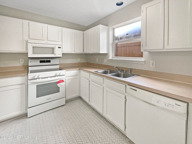 3237 DOWITCHER Lane, Orange Park, FL 32065