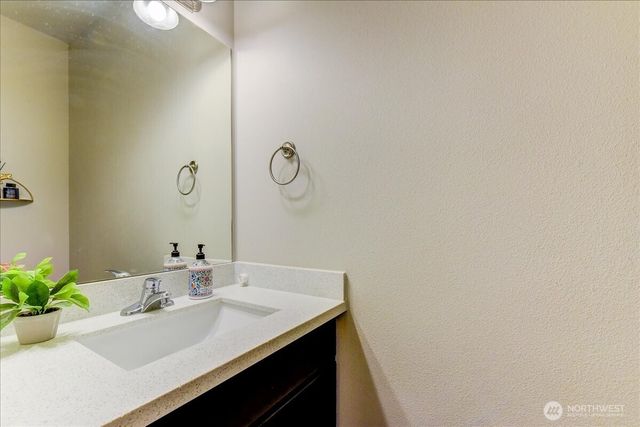 224 Raybird Avenue, Granite Falls, WA 98252