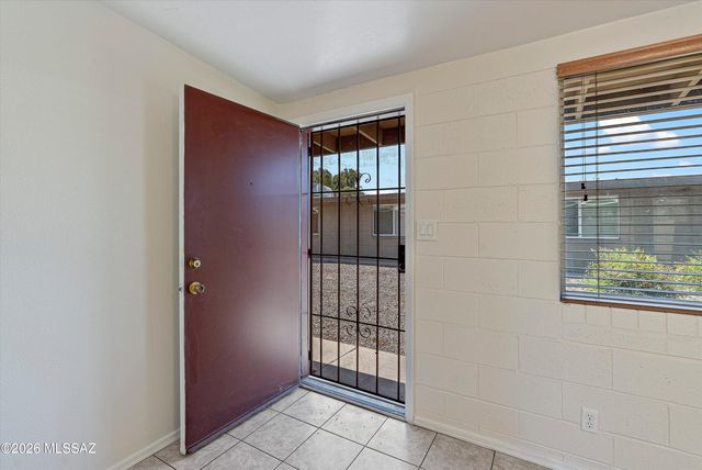 2861 N Columbus Blvd Apt 55, Tucson, AZ 85712