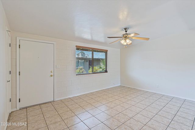 2861 N Columbus Blvd Apt 55, Tucson, AZ 85712