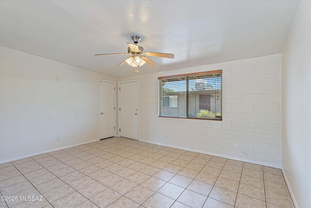 2861 N Columbus Blvd Apt 55, Tucson, AZ 85712