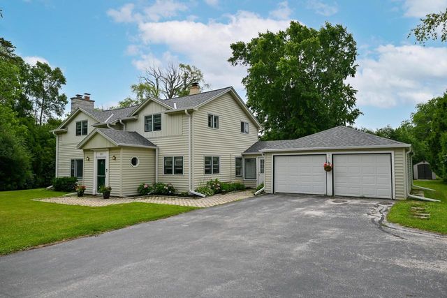 1933 W Donges Bay ROAD, Mequon, WI 53092
