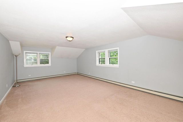 1933 W Donges Bay ROAD, Mequon, WI 53092