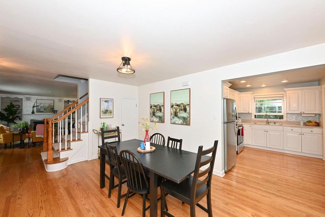 1933 W Donges Bay ROAD, Mequon, WI 53092