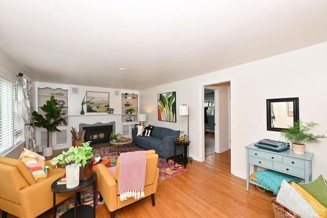 1933 W Donges Bay ROAD, Mequon, WI 53092