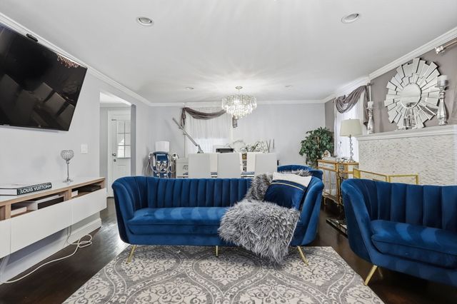 155 York St, Stoughton, MA 02072