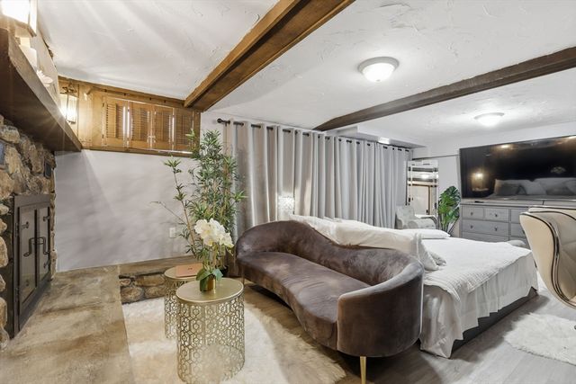 155 York St, Stoughton, MA 02072