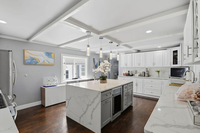 155 York St, Stoughton, MA 02072