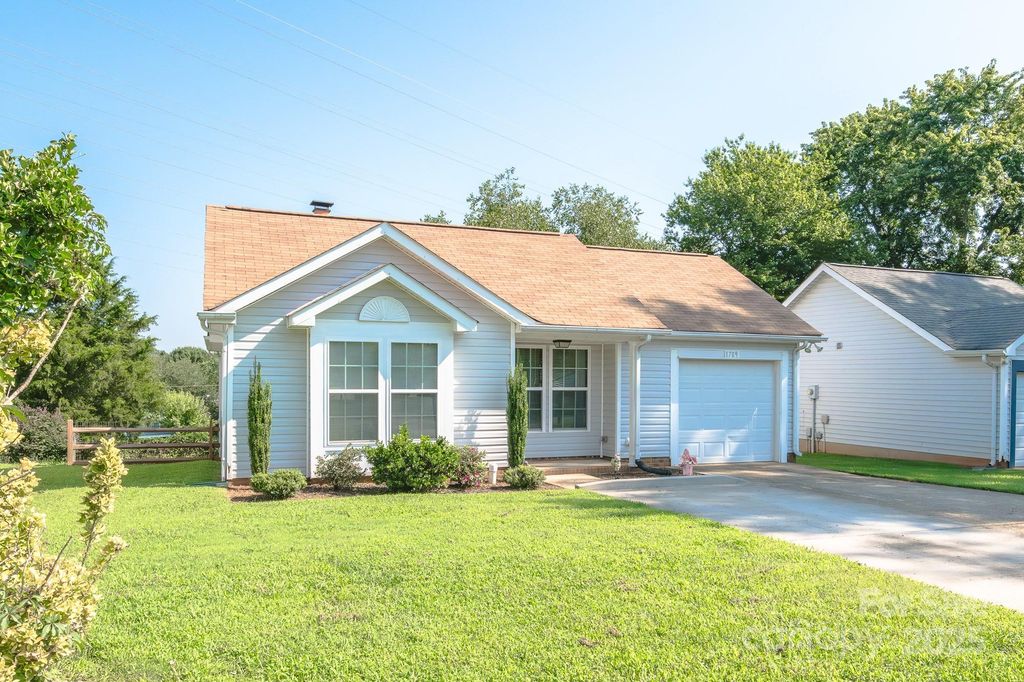 1709 Katherine Kiker Road, Charlotte, NC 28213
