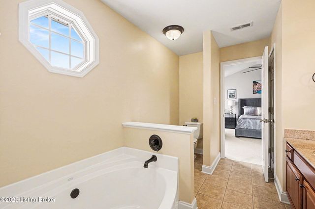 16730 Summit Vista Way, Louisville, KY 40245