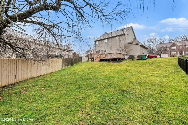 16730 Summit Vista Way, Louisville, KY 40245