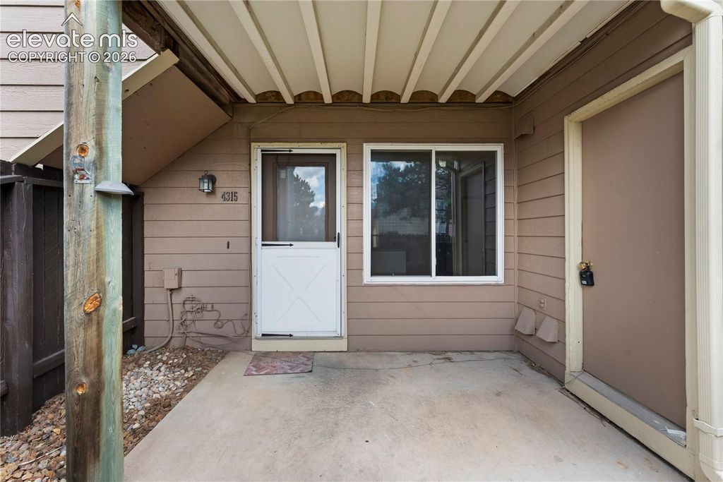 4315 Hawks Lookout Lane, Colorado Springs, CO 80916 — photo 3
