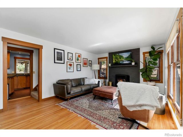 39 Spring Lane, Boulder, CO 80302