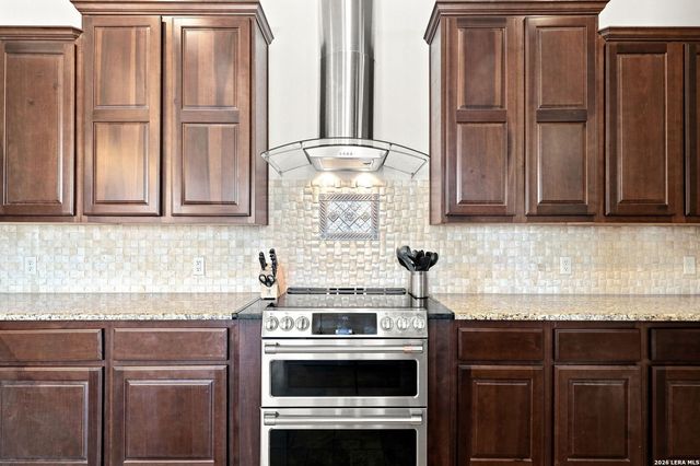 27606 Bogen Rd, New Braunfels, TX 78132