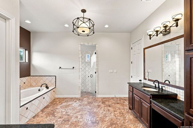 27606 Bogen Rd, New Braunfels, TX 78132