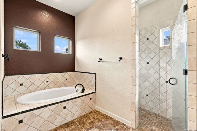 27606 Bogen Rd, New Braunfels, TX 78132