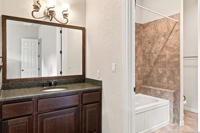 27606 Bogen Rd, New Braunfels, TX 78132