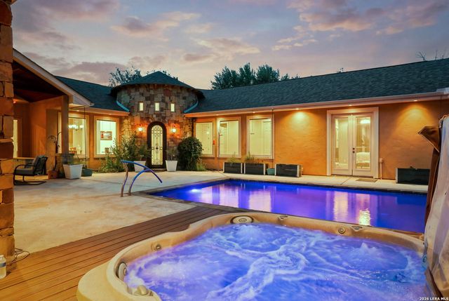 27606 Bogen Rd, New Braunfels, TX 78132