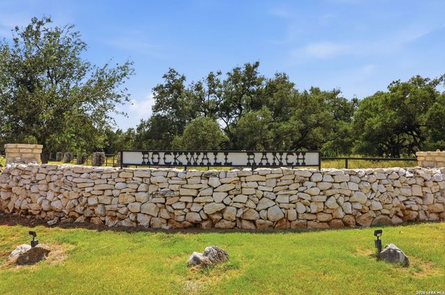 27606 Bogen Rd, New Braunfels, TX 78132