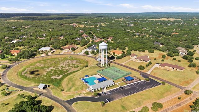 27606 Bogen Rd, New Braunfels, TX 78132