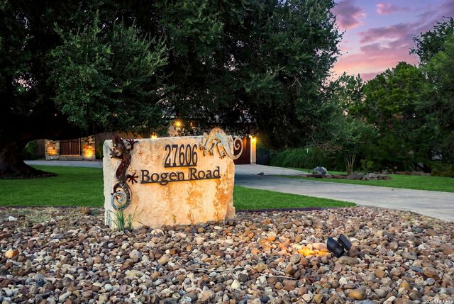 27606 Bogen Rd, New Braunfels, TX 78132