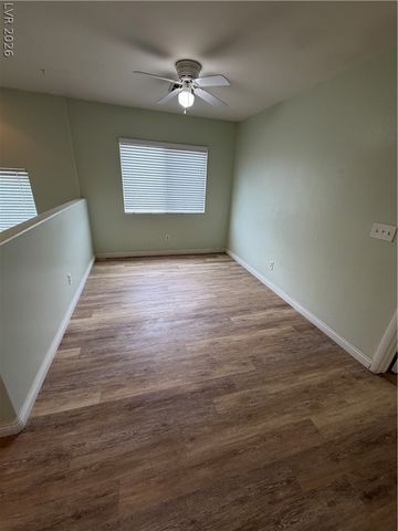 3814 Kit Fox Street, Las Vegas, NV 89122