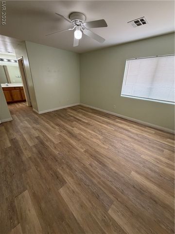 3814 Kit Fox Street, Las Vegas, NV 89122