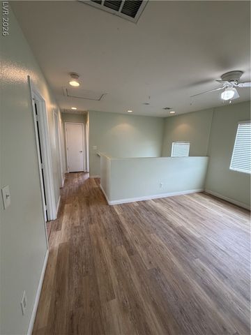 3814 Kit Fox Street, Las Vegas, NV 89122
