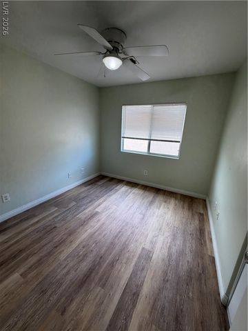 3814 Kit Fox Street, Las Vegas, NV 89122