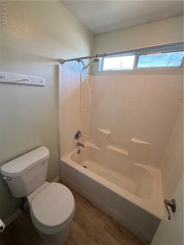 3814 Kit Fox Street, Las Vegas, NV 89122