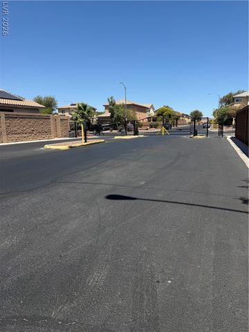 3814 Kit Fox Street, Las Vegas, NV 89122