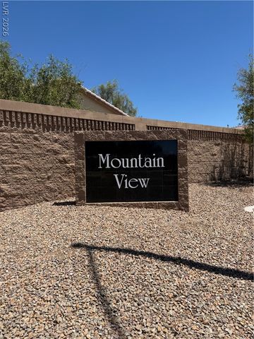 3814 Kit Fox Street, Las Vegas, NV 89122