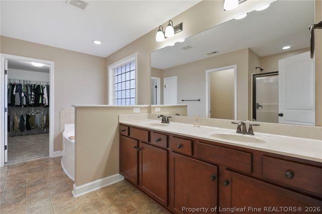 211 Wentworth Drive, Raeford, NC 28376