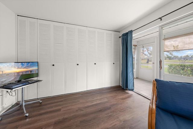 205 KINGS BOULEVARD 62, Sun City Center, FL 33573