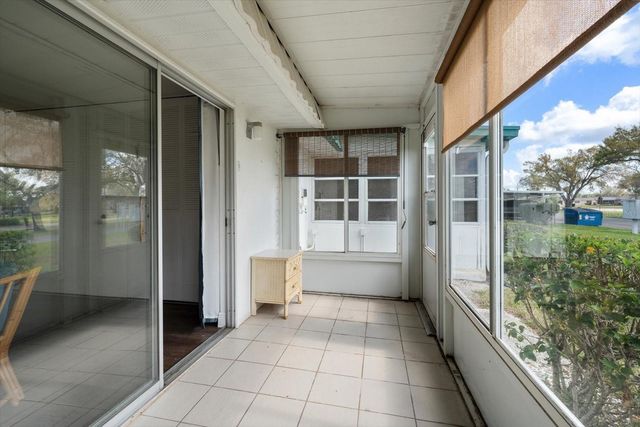 205 KINGS BOULEVARD 62, Sun City Center, FL 33573