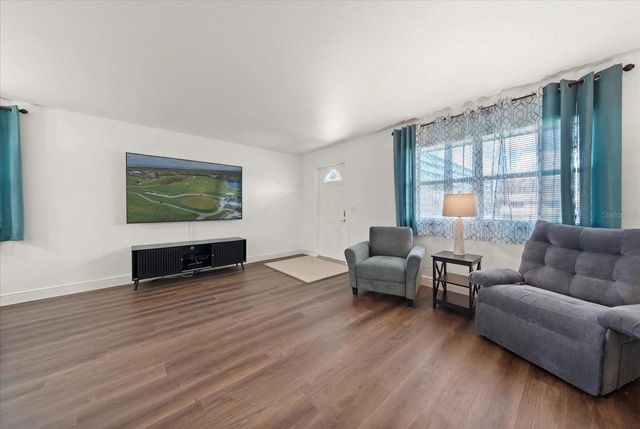 205 KINGS BOULEVARD 62, Sun City Center, FL 33573