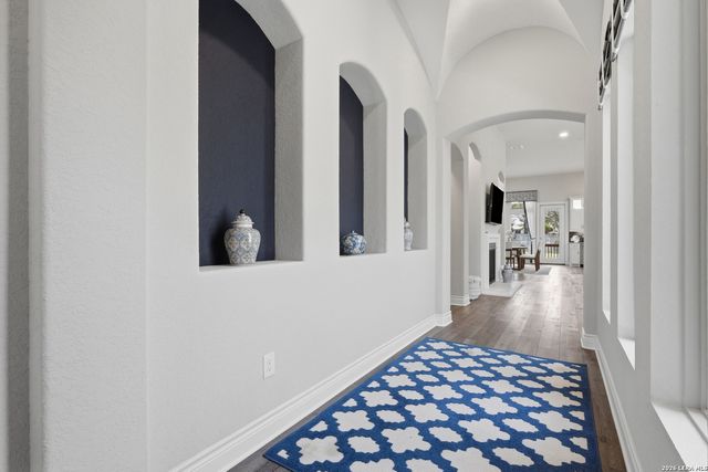 8647 GLASS GEM DR, San Antonio, TX 78249