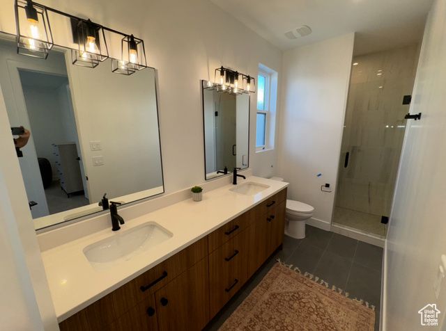 723 W SAPPHIRE LN, St. George, UT 84790